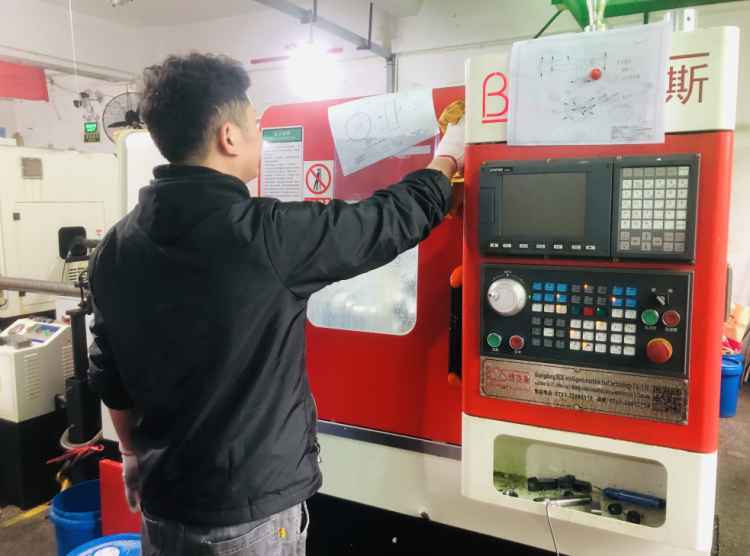 車銑復合數(shù)控車床如何維護保養(yǎng)